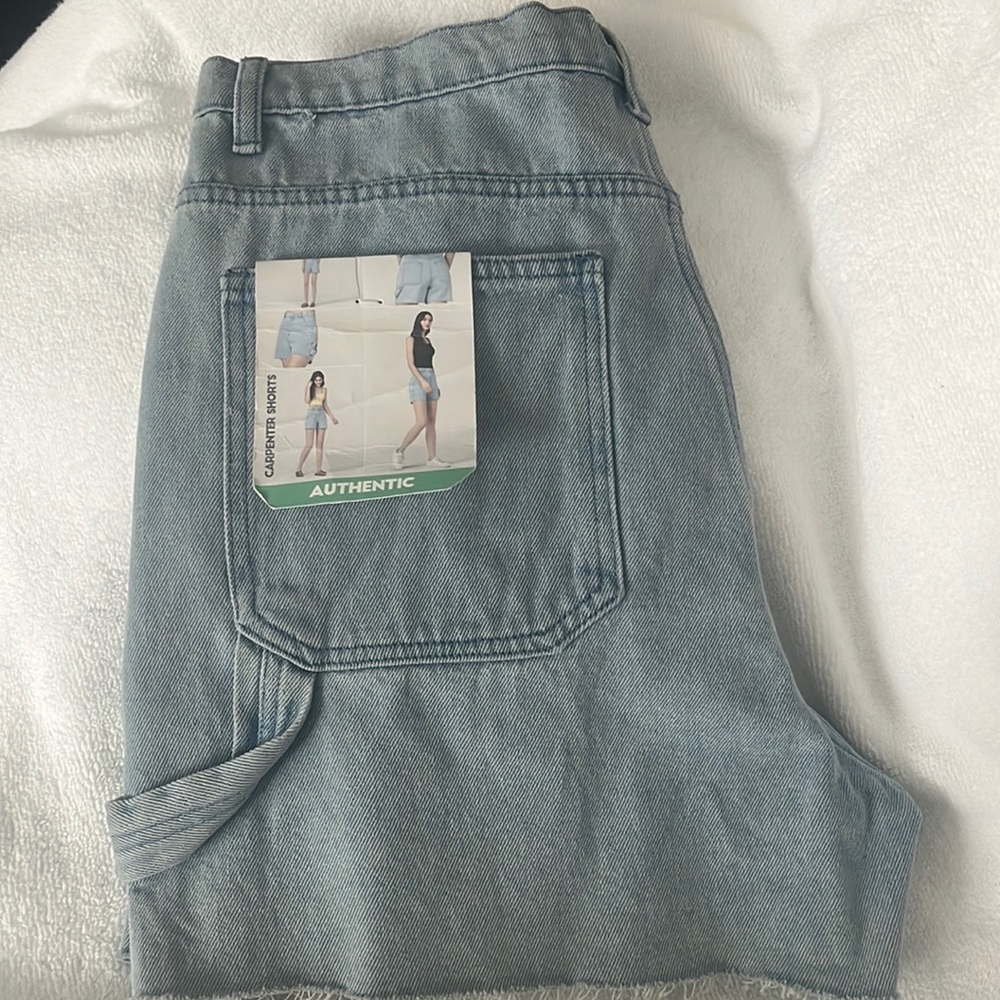 Super high rise carpenter shorts